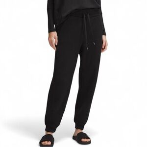 LULULEMON Scuba High-Rise Women’s Jogger